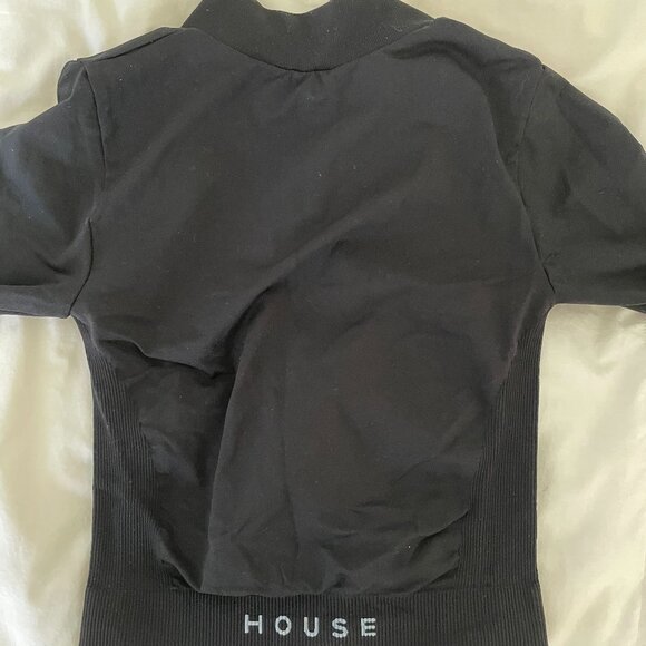 House iD Longsleeve Black Zip Size Small - Picture 2 of 3